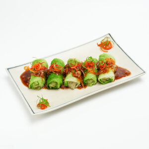 Bắp cải cuộn nấm và hạt điều