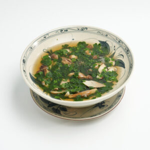 Canh rau chùm ngây nấu nấm